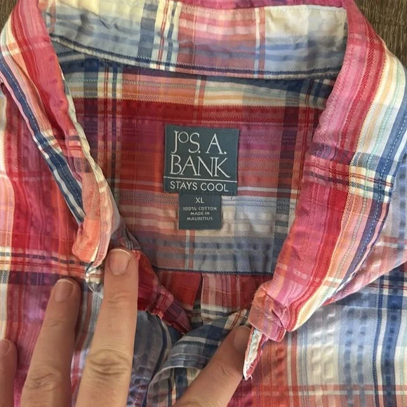 Jos. A. Bank shirt - Picture 2 of 3